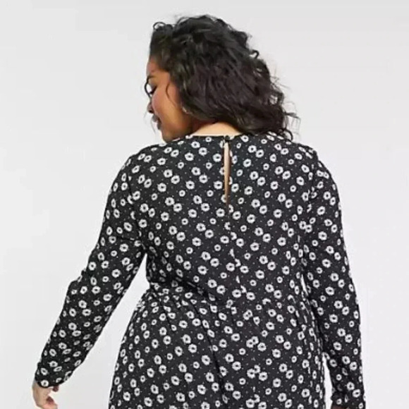ASOS | Curve Long Sleeve Tiered Smock Midi Dress in Black &  White Floral Print - Picture 7 of 15